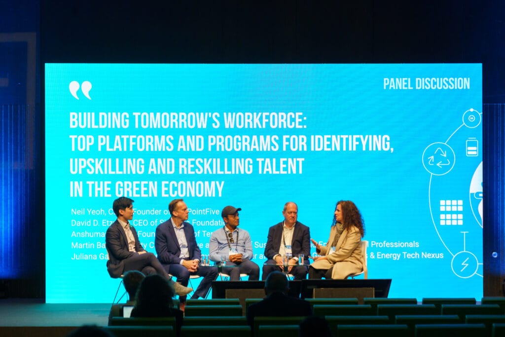 Panel session about building tomorrow's workforce for energy tech in Bilabo, Spain.